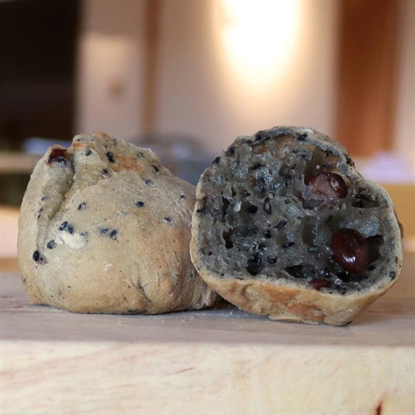 ※豆乳もっちりん(黒ゴマ)